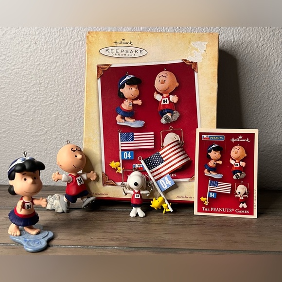 Hallmark 2004 The Peanuts Games 4 Christmas Ornaments Snoopy, Lucy Charlie Brown - Picture 1 of 15